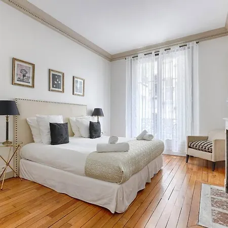 Apartament De Luxe Sur Les Invalides Paryż