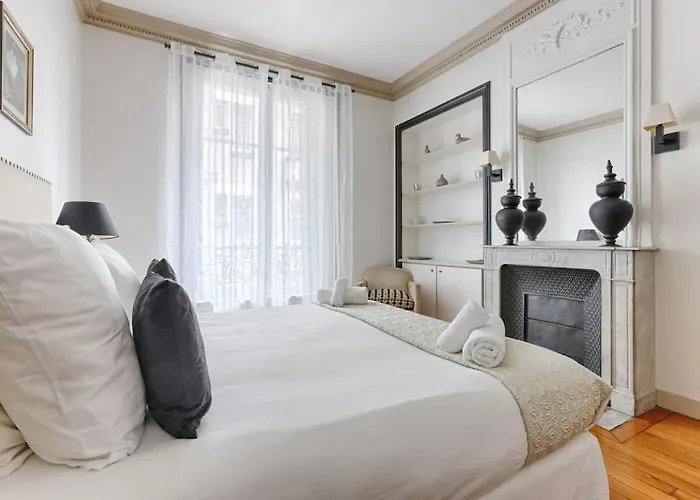 De Luxe Sur Les Invalides Apartment *