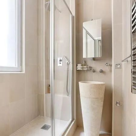 Invalides Pont Alexandre Iii Luxury 2br Apartamento